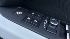 Land Rover Defender 3.0 D250 X-Dynamic SE 90 3dr Auto Diesel Estate